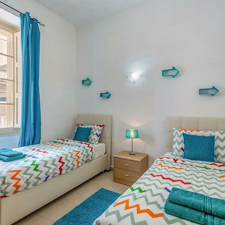 Готель Traditional Maltese Townhouse Сліма Екстер'єр фото