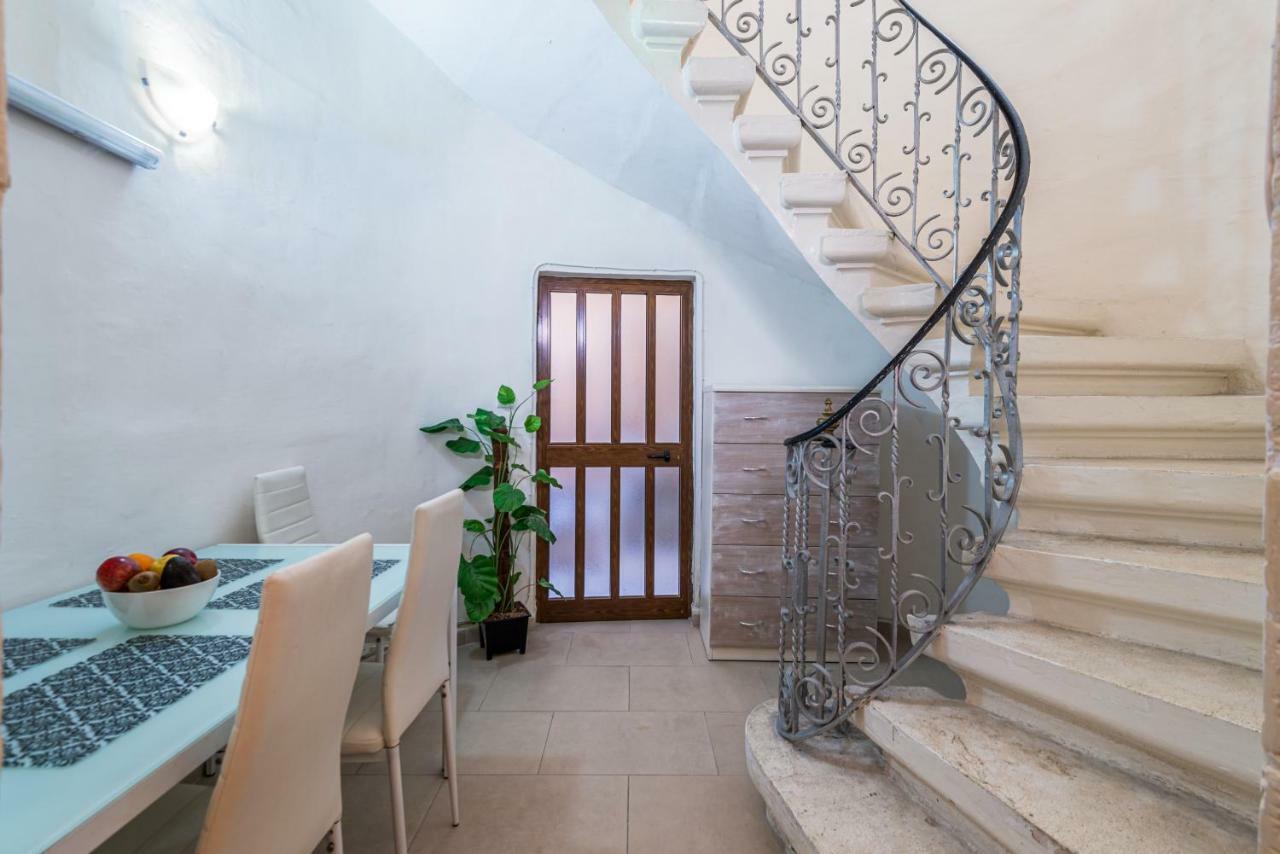Готель Traditional Maltese Townhouse Сліма Екстер'єр фото