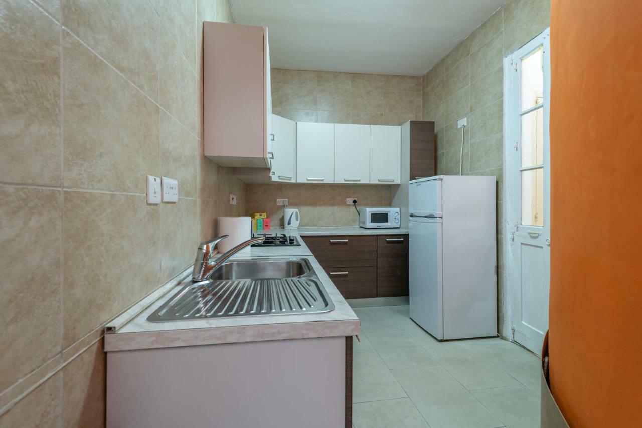 Готель Traditional Maltese Townhouse Сліма Екстер'єр фото